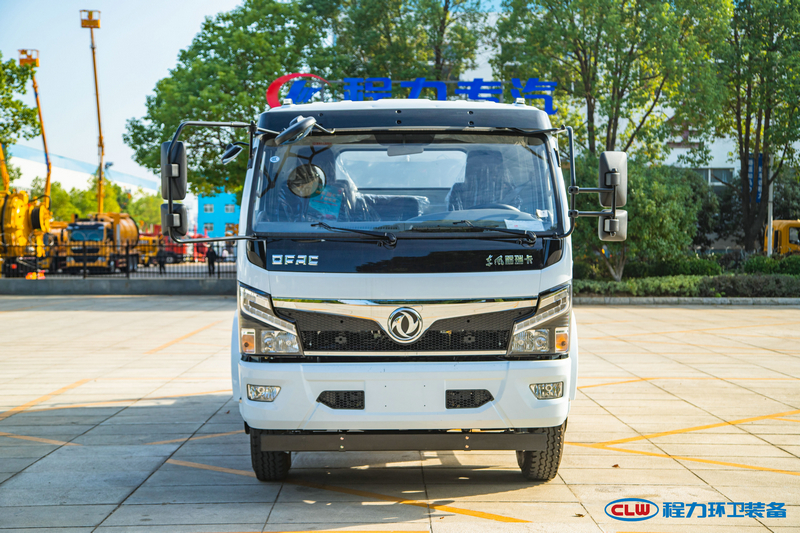 東風(fēng)大福瑞卡灑水車（9.2方）（標準化）